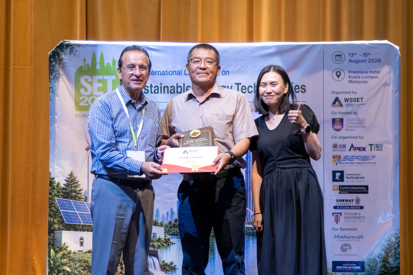 Professor Jie Ji receiving the WSSET Award of Scientific Excellence at SET2026