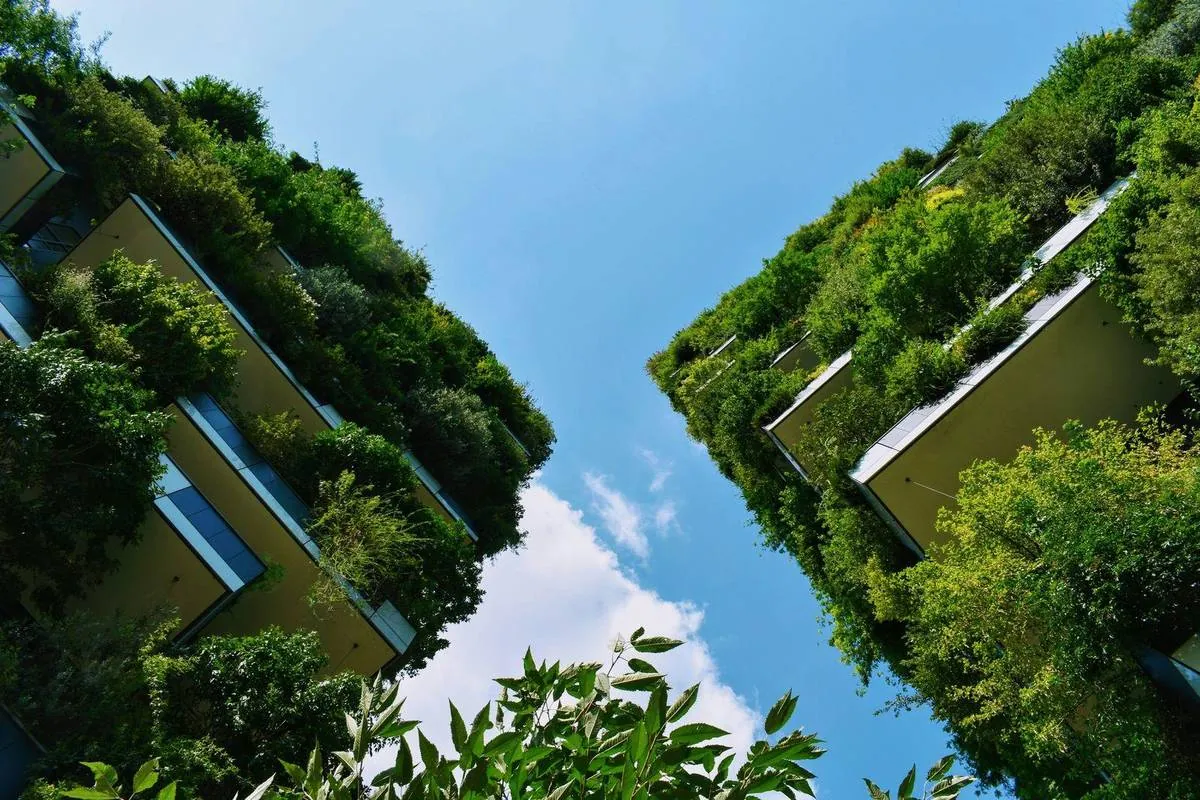 Low Carbon Buildings and Cities